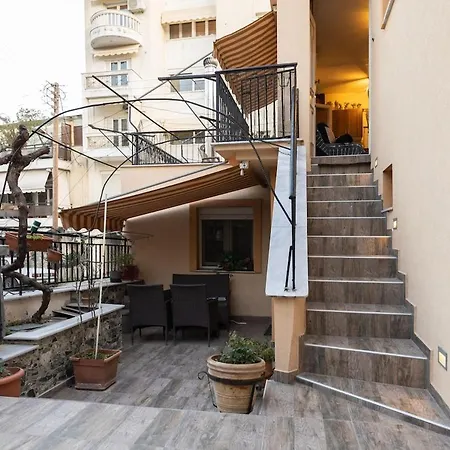 Zoe's House Apartamento Cavala